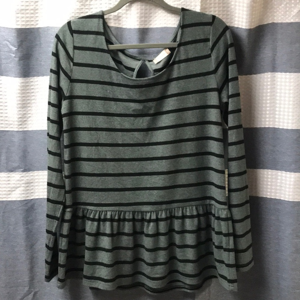 Altard state peplum bottom sweater MD
